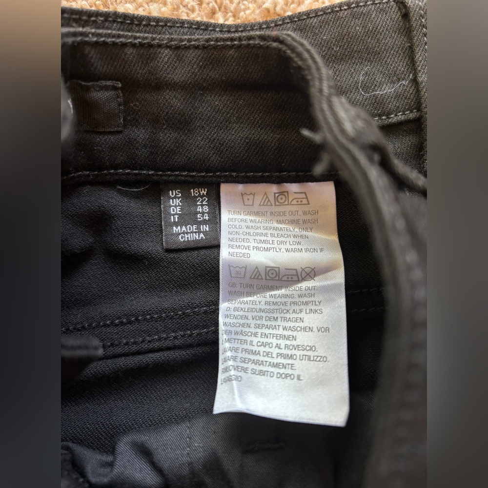 Susan Graver Black Jeans - Picture 2 of 7